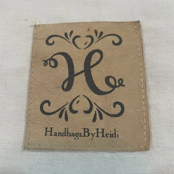 Tan Hobo Bag with Snakeskin Texture and Slouchy Silhouette - Picture 6 of 7